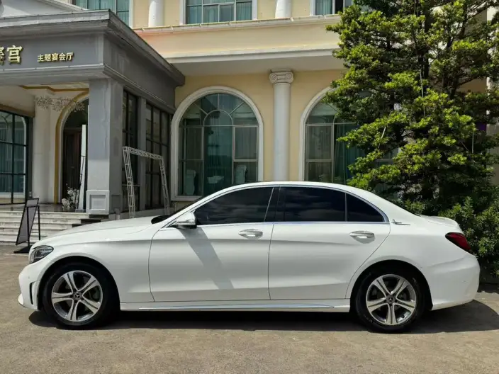 Mercedes-Benz C-Class 2020 Model Facelift C 260 L Sports Edition – фото 3