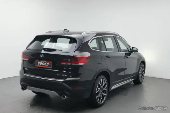 BMW X1 2020 Model xDrive25Li Exclusive Model – фото 3