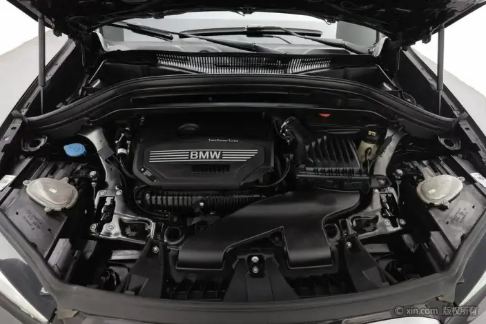 BMW X1 2020 Model xDrive25Li Exclusive Model – фото 4