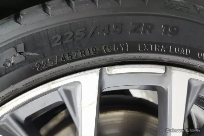 BMW X1 2020 Model xDrive25Li Exclusive Model – фото 8