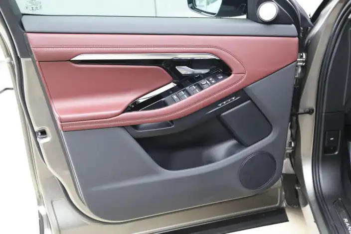 Range Rover Evoque 2021 Model Aurora L 249PS R-Dynamic HSE Luxury Edition – фото 10