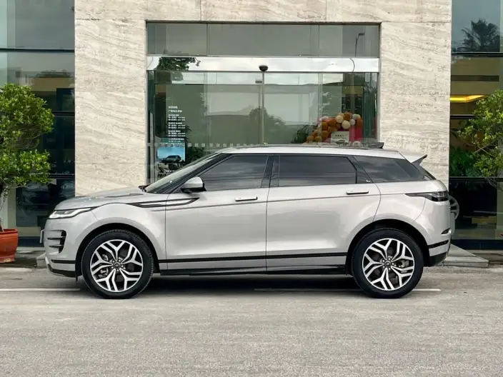 Range Rover Evoque 2023 Model Aurora L 249PS R-Dynamic Deluxe Edition – фото 2