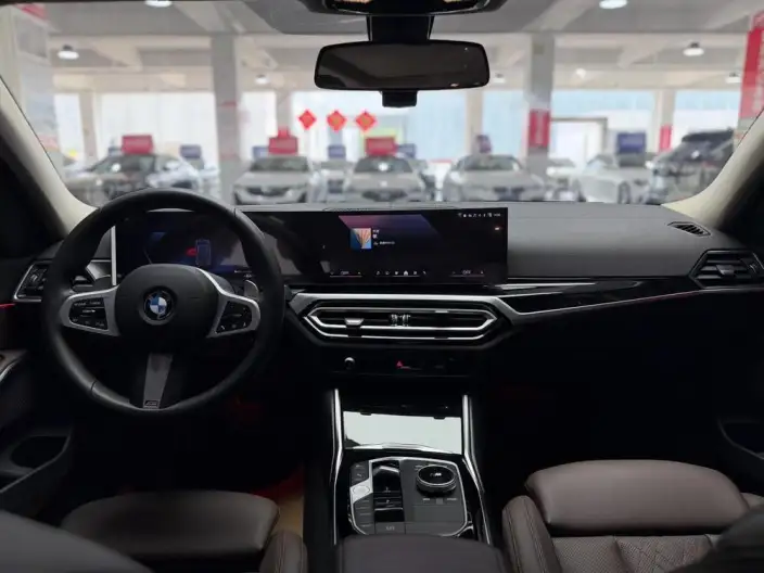 BMW 3 Series 2023 Model 320Li M Sports Set – фото 7