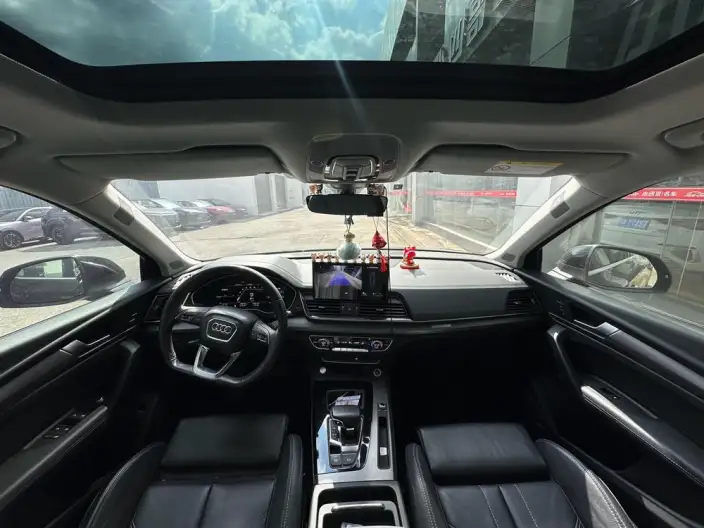 Audi Q5L 2022 Model 45T Luxury Dynamic Model – фото 7