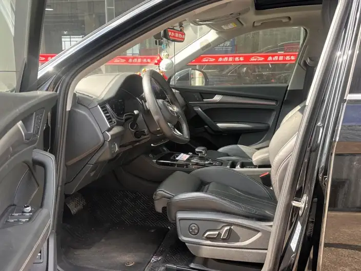 Audi Q5L 2022 Model 45T Luxury Dynamic Model – фото 10