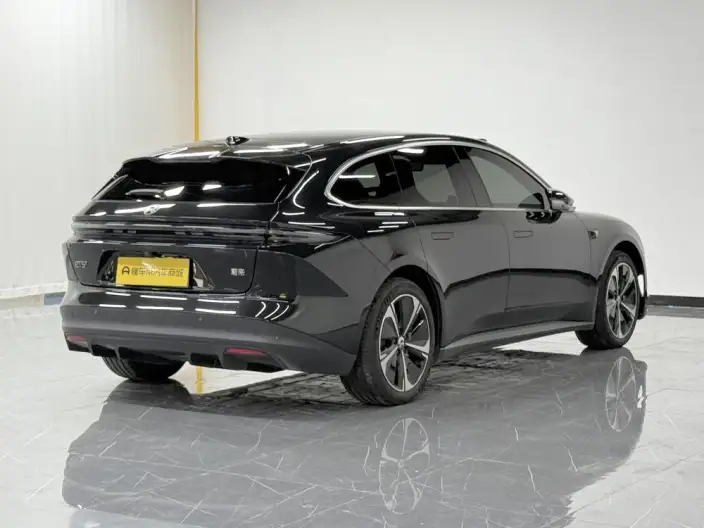 NIO ET5T 2024 Model 75kWh – фото 7