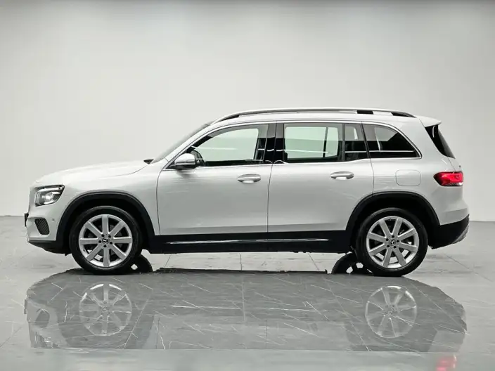 Mercedes-Benz GLB 2020 Model GLB 200 Fashion Model – фото 4