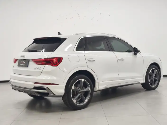 AUDI Q3 2021 Model 35 TFSI Fashion Dynamic Model – фото 7
