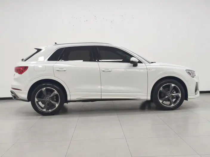 AUDI Q3 2021 Model 35 TFSI Fashion Dynamic Model – фото 8