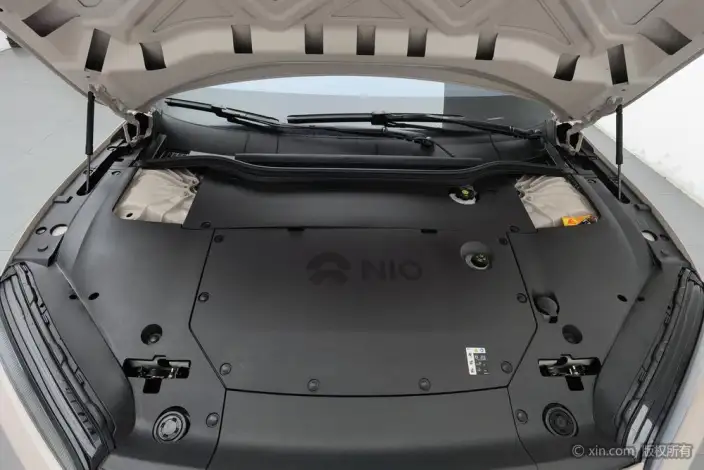 NIO ET5 2024 Model 75kWh – фото 4