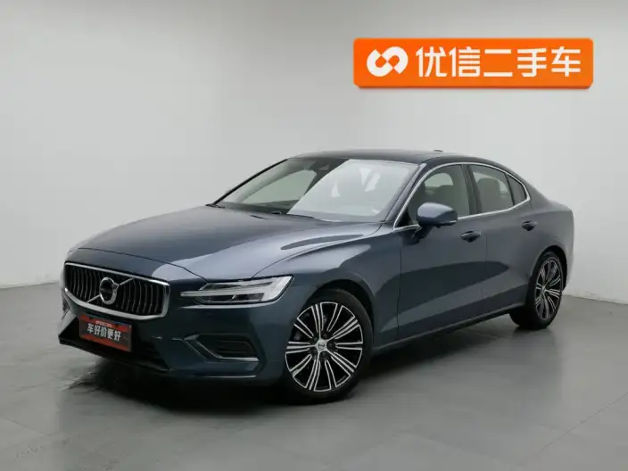 Volvo S60 2020 Model T4 Smart Range Deluxe Edition – фото 1