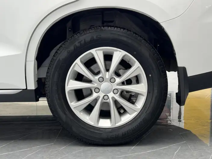 Haval M6 2021 Model PLUS 1.5T DCT Luxury Smart Connect Model – фото 9