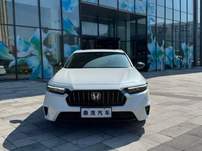 Honda INSPIRE 2023 Model 260TURBO Jingyao Edition – фото 2