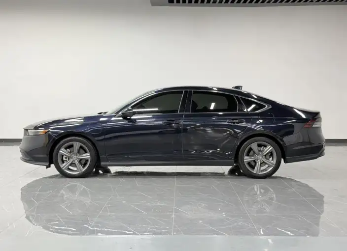 Honda Accord PHEV 2024 Model e:PHEV Deluxe Edition – фото 4