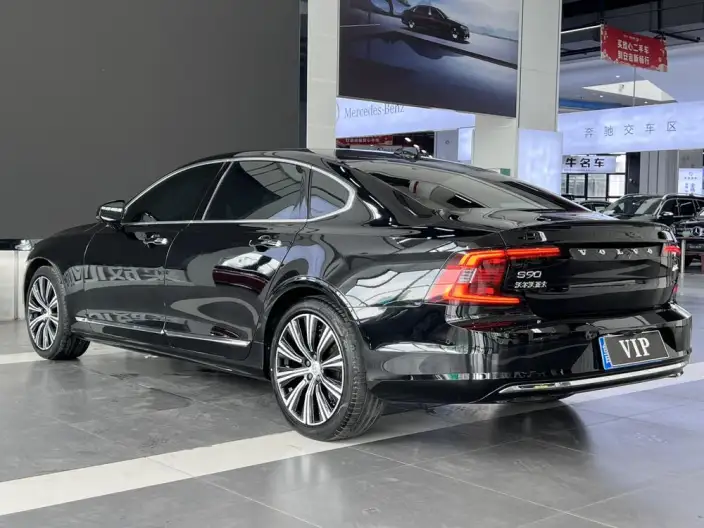 Volvo S90 2021 Model B5 Smart Elegance Deluxe Edition – фото 5