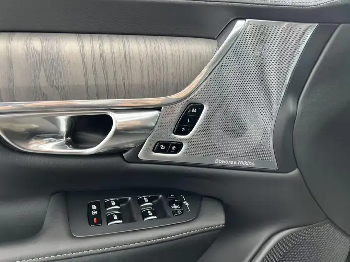 Volvo S90 2021 Model B5 Smart Elegance Deluxe Edition – фото 10