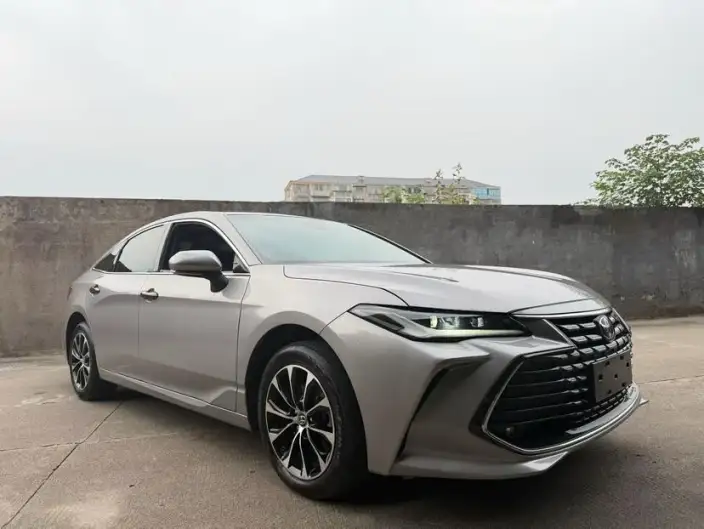 Toyota Avalon 2023 Model 2.0L CVT Deluxe Edition – фото 2