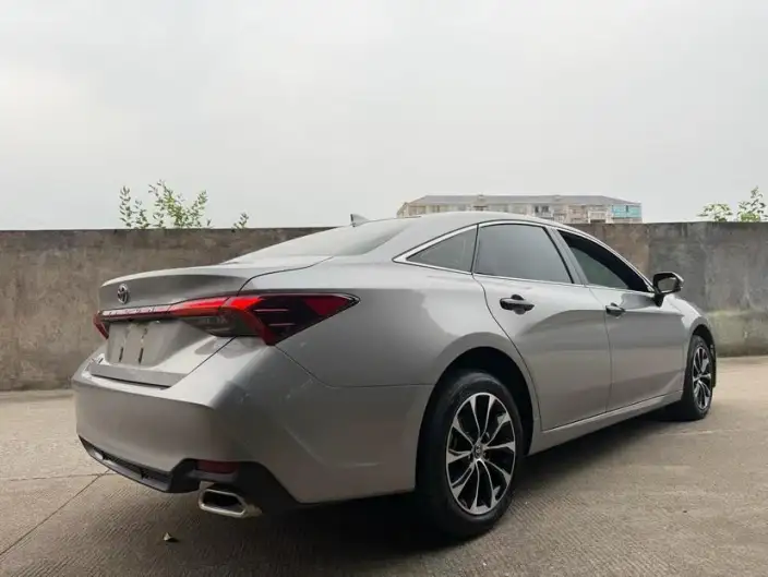 Toyota Avalon 2023 Model 2.0L CVT Deluxe Edition – фото 6
