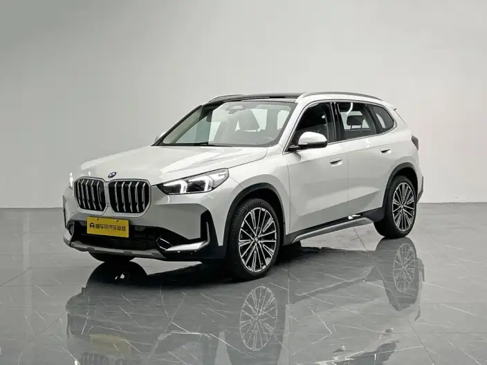 BMW X1 2023 Model xDrive25Li X Design Set – фото 1