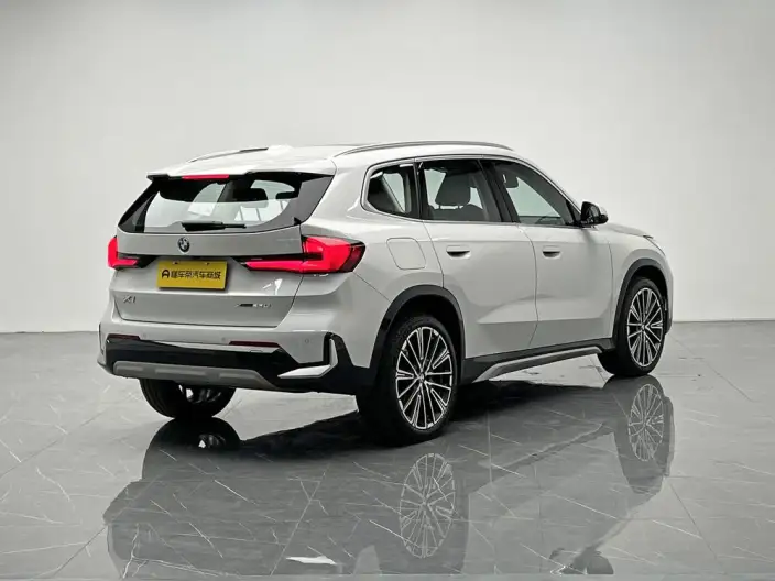 BMW X1 2023 Model xDrive25Li X Design Set – фото 7