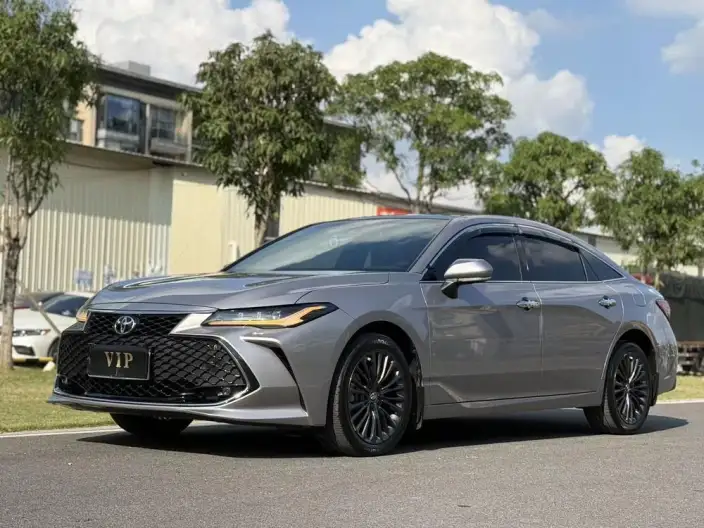 Toyota Avalon 2023 Model 2.5L Automatic Touring Premium Edition – фото 1