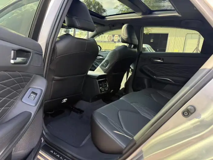 Toyota Avalon 2023 Model 2.5L Automatic Touring Premium Edition – фото 10