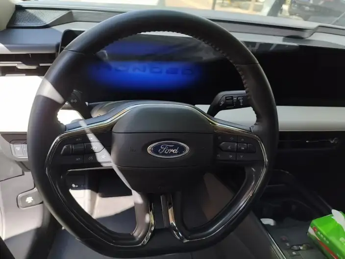 Ford Mondeo 2022 Model EcoBoost 245 Luxury Model – фото 7