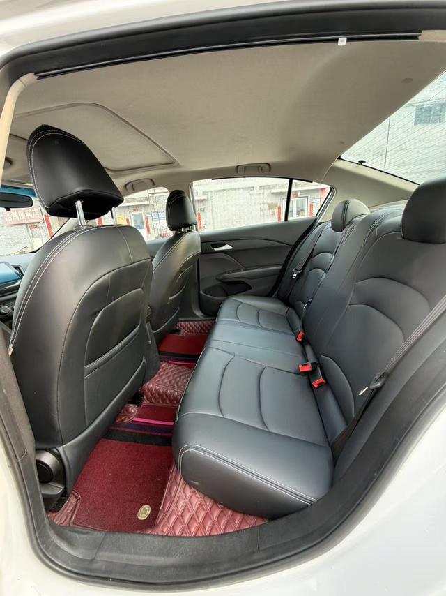 Chevrolet Cavalier 2019 320 Automatic Enjoy Sunroof – фото 5