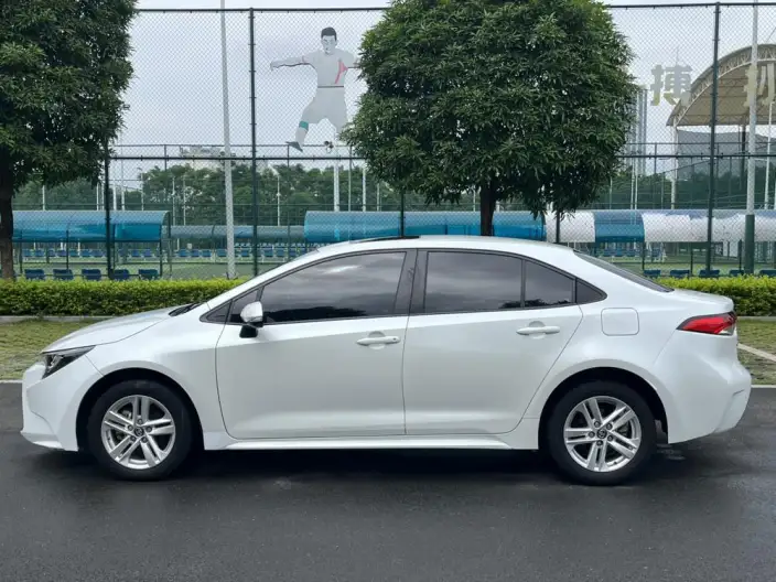 Toyota Levin 2021 Model 185T CVT Deluxe Edition – фото 4