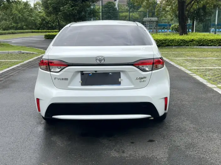 Toyota Levin 2021 Model 185T CVT Deluxe Edition – фото 6