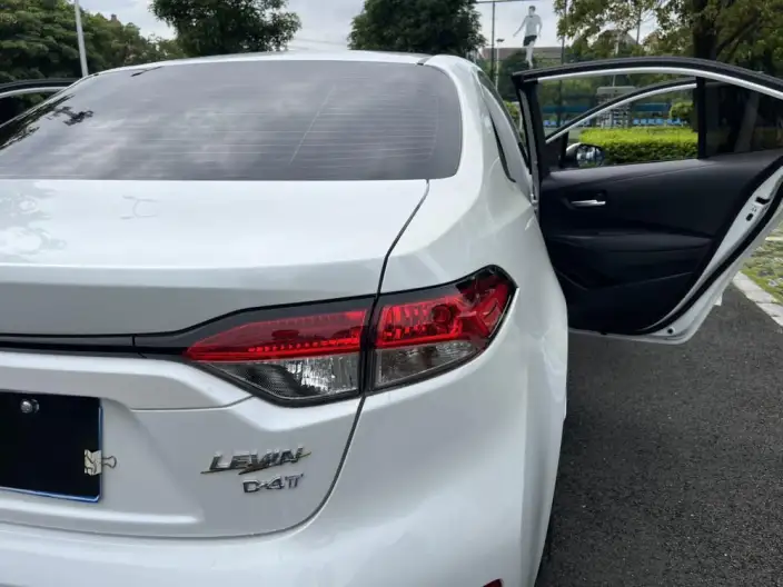 Toyota Levin 2021 Model 185T CVT Deluxe Edition – фото 9