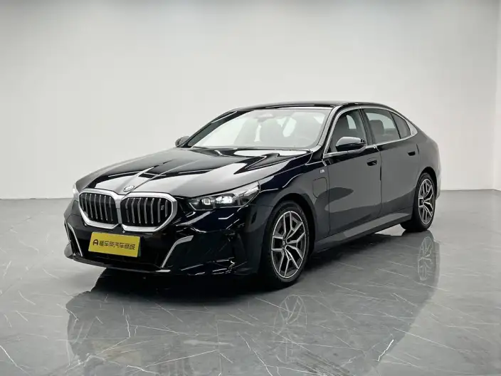 BMW i5 2024 Model eDrive35L M Sports Set – фото 1