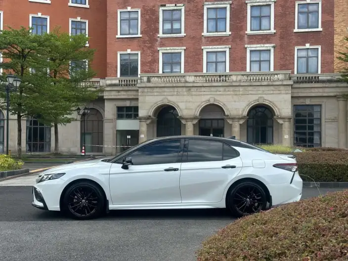 Toyota Camry 2023 Model 2.0S Knight Edition – фото 4