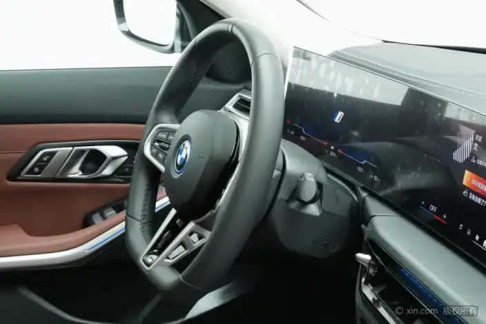 BMW i3 2025 Model eDrive35L – фото 8