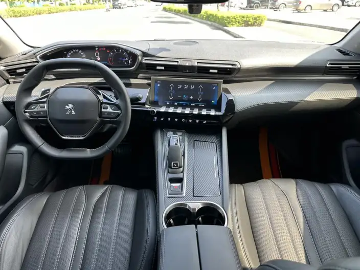Peugeot 308 L 2021 Model 400THP PureTech Passion Edition – фото 9