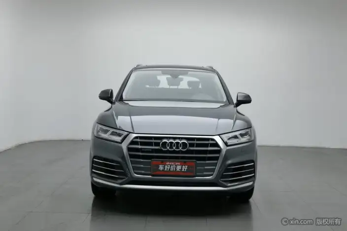 Audi Q5L 2020 Model Facelift 40 TFSI Rong Xiang Fashion Model – фото 1