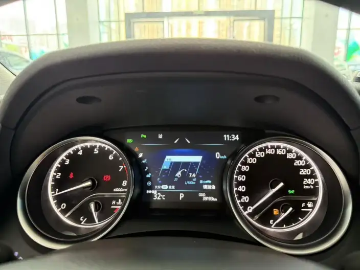 Toyota Camry 2021 Model 2.0G Deluxe Edition – фото 9