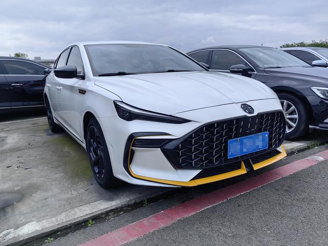 MG6 2021 Pro 1.5T Automatic Trophy Flagship – фото 3
