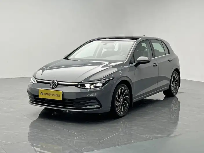 Volkswagen Golf 2021 Model 280TSI DSG Pro – фото 1