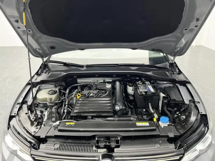 Volkswagen Golf 2021 Model 280TSI DSG Pro – фото 10