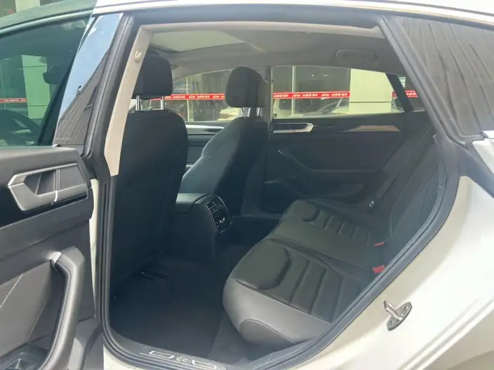 Volkswagen CC 2021 Model 380TSI Eye-catching version – фото 10