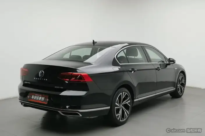 Volkswagen Magotan 2020 Model 330TSI DSG Luxury Model – фото 3