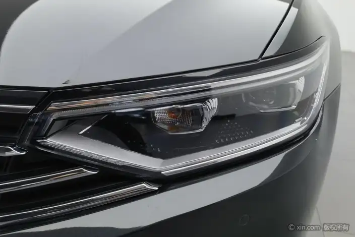 Volkswagen Magotan 2020 Model 330TSI DSG Luxury Model – фото 6