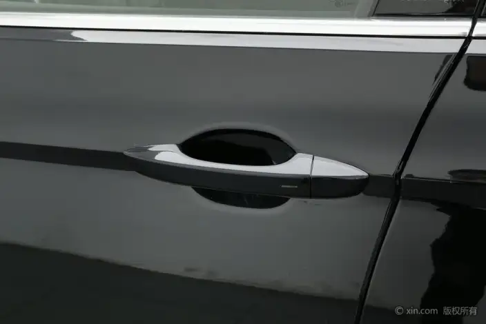 Volkswagen Magotan 2020 Model 330TSI DSG Luxury Model – фото 9