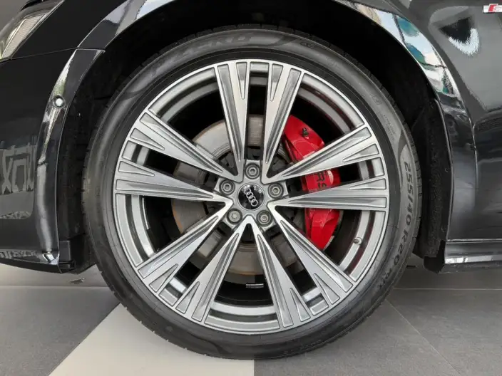 Audi A6L 2021 Model 55 TFSI quattro Exclusive Dynamic Model – фото 8
