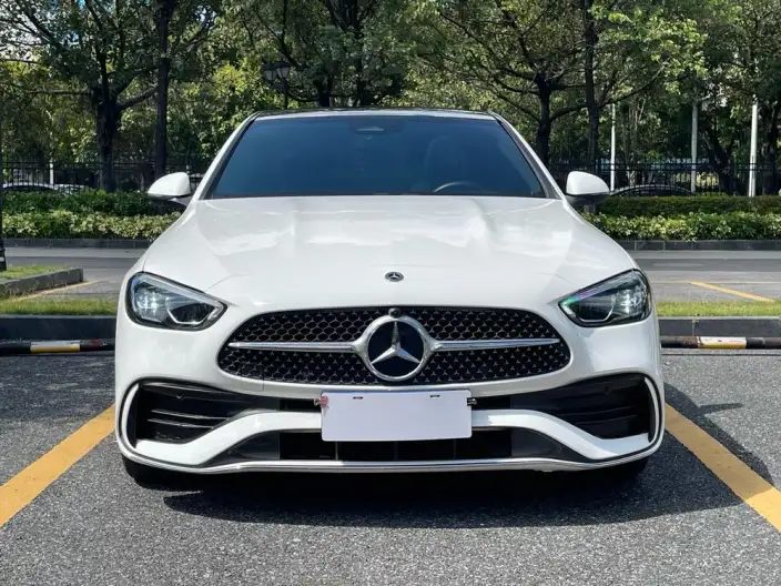 Mercedes-Benz C-Class 2024 Model C 260 L Sports Edition – фото 2