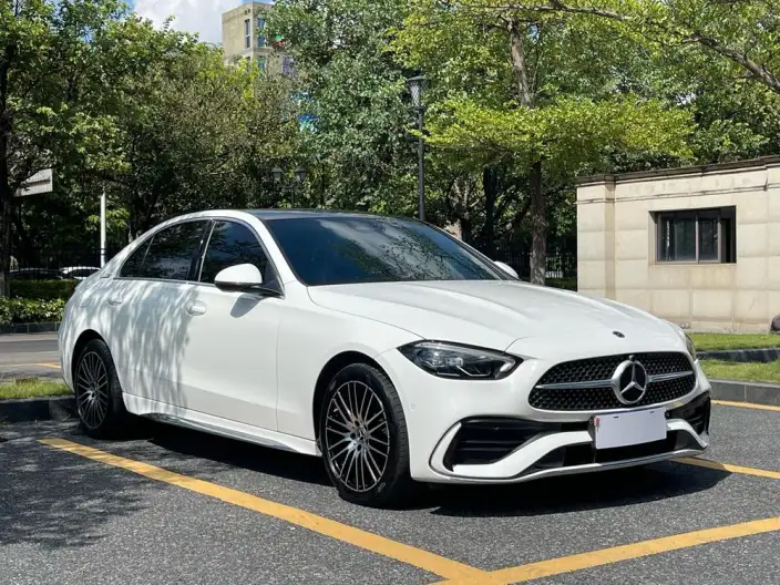 Mercedes-Benz C-Class 2024 Model C 260 L Sports Edition – фото 3