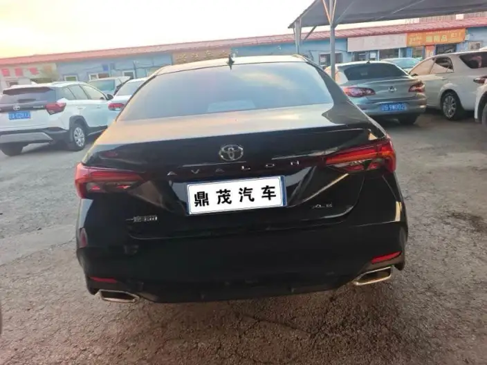 Toyota Avalon 2022 Model 2.0L XLE Exclusive Edition – фото 3