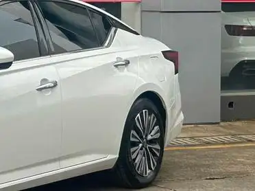 Nissan Teana 2022 Model 2.0L XL-TLS Yuexiang Edition – фото 4