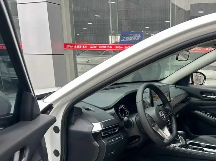 Nissan Teana 2022 Model 2.0L XL-TLS Yuexiang Edition – фото 9